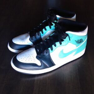 Air Jordan 1 Retro Mid Tropical Twist